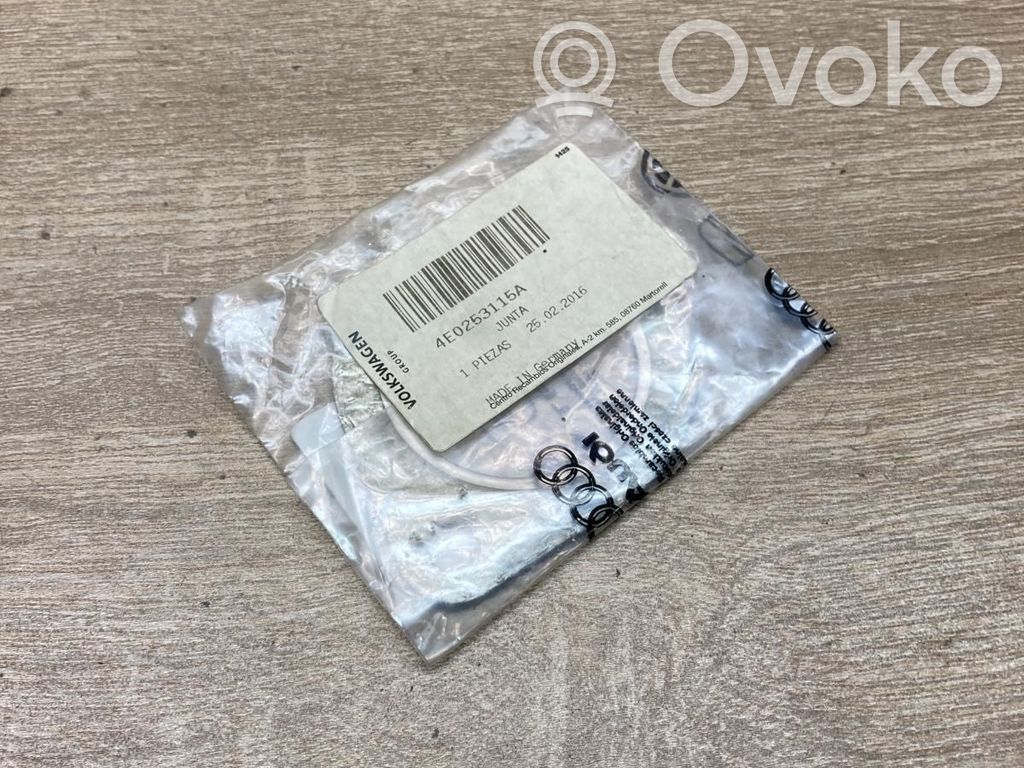 Audi A6 S6 C6 4F Altra parte del motore 