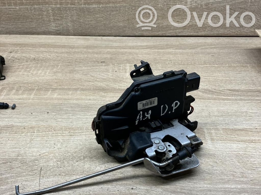 Audi A4 S4 B6 8E 8H Încuietoare ușă față