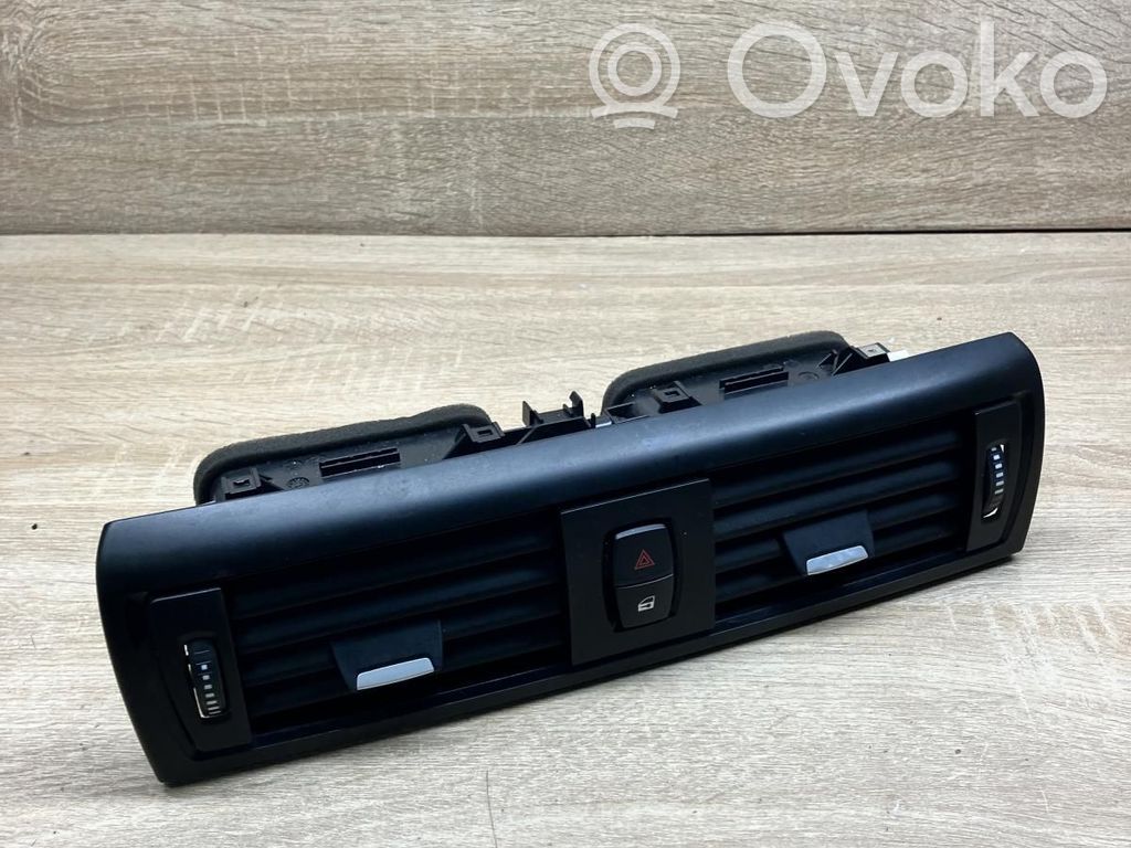 BMW 1 F20 F21 Griglia di ventilazione centrale cruscotto 