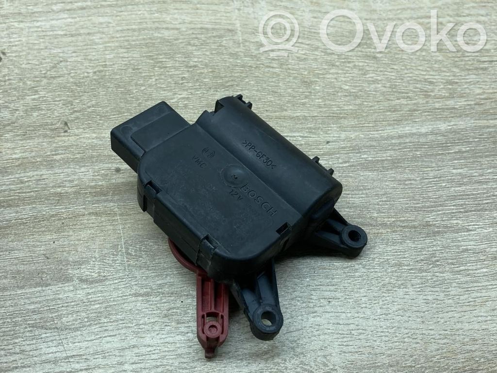 Audi A4 S4 B6 8E 8H Motorino attuatore aria