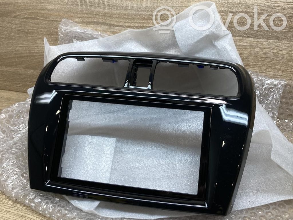 Mitsubishi Mirage VI G4 Attrage Ramă laterală consolă centrală 