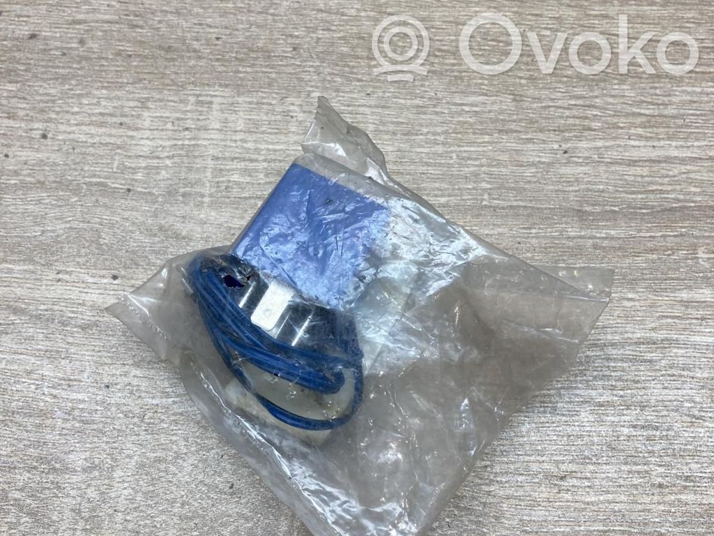Autres unités de commande / modules   7701378042
