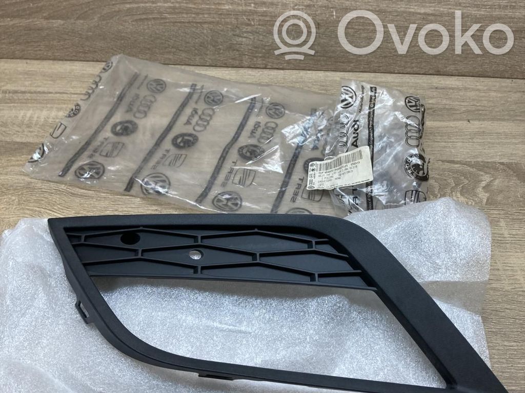Seat Leon (5F) Grilă/ornament proiector ceață față
