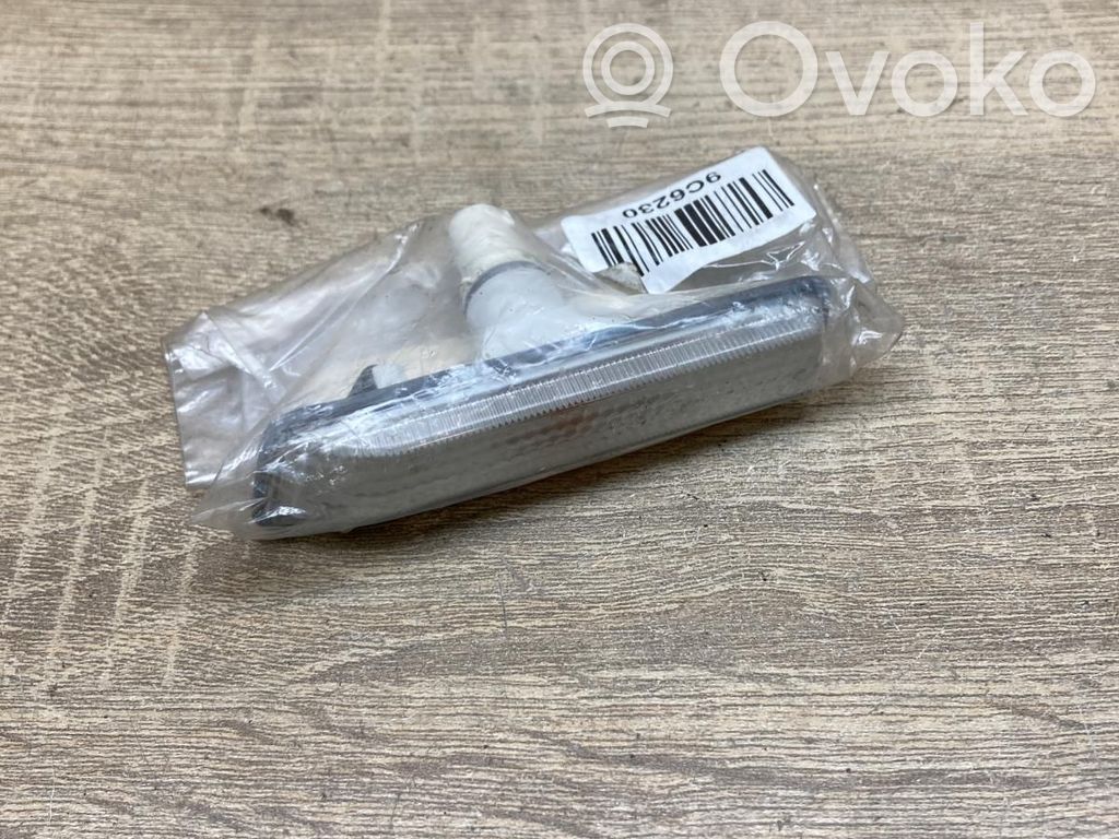 BMW X5 E53 Indicatore di direzione del parafango anteriore 
