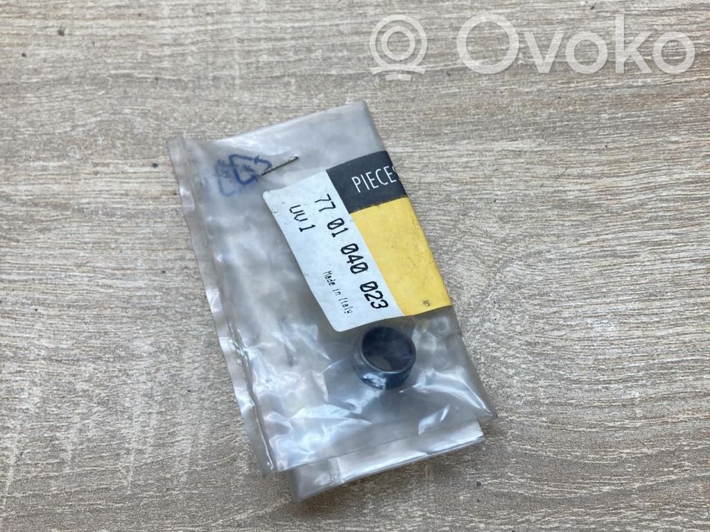 Alte piese compartiment motor   7701040023