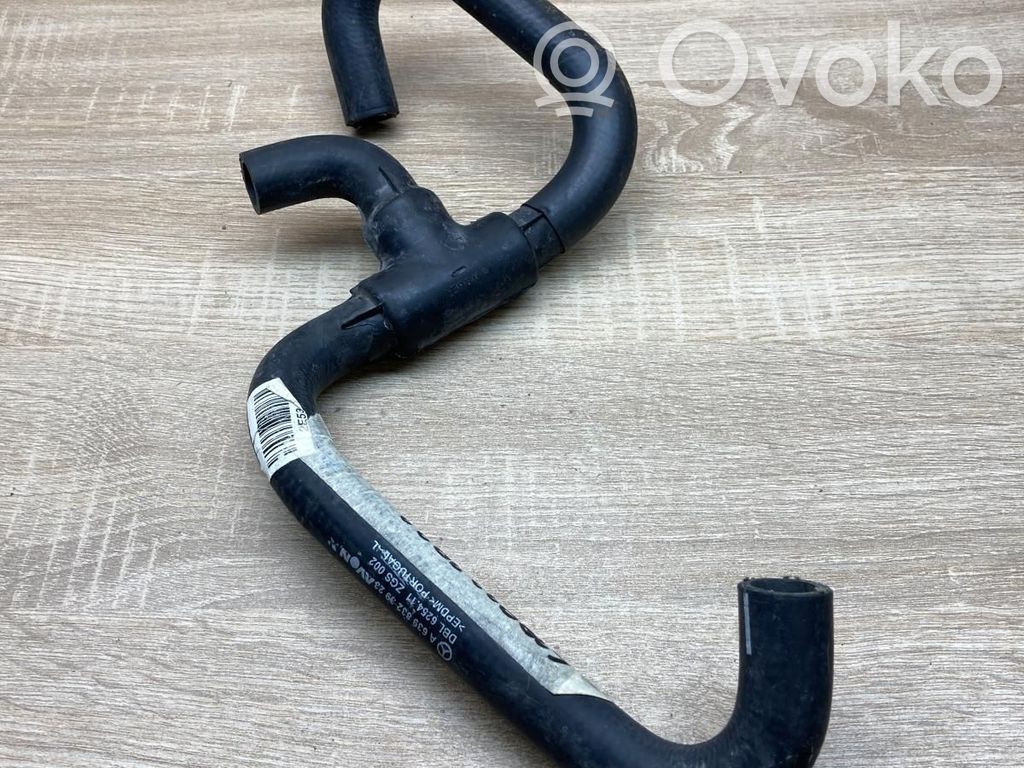 Mercedes-Benz Vito Viano W639 Przewód / Wąż chłodnicy 