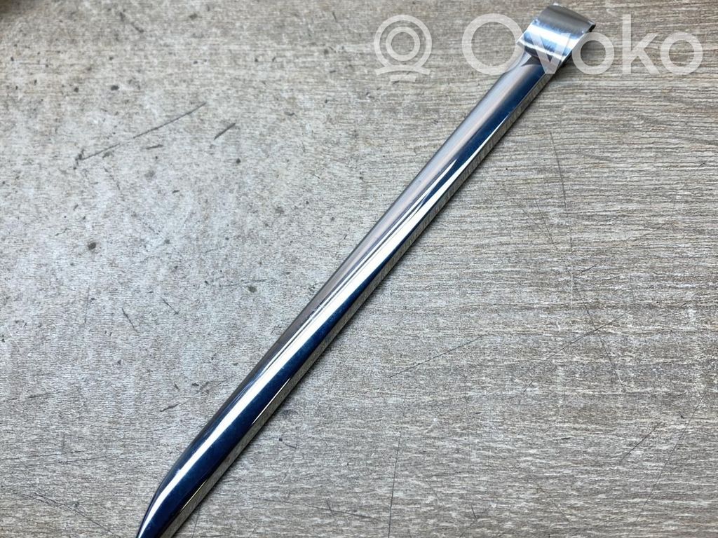 Mercedes-Benz E W212 Listwa / Nakładka na błotnik przedni