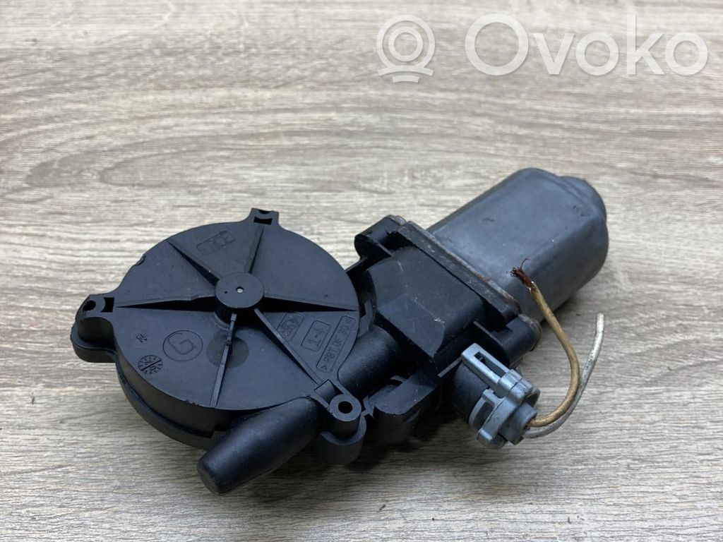 Renault Scenic I Moteur de lève-vitre de porte avant 