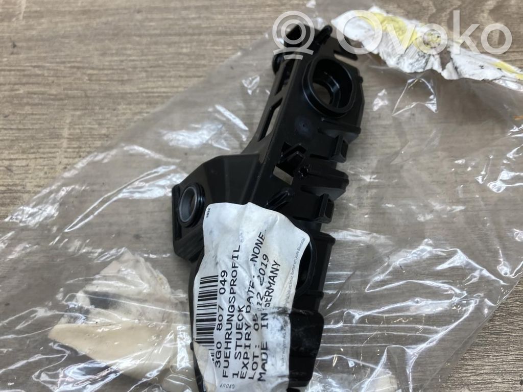 Volkswagen PASSAT B8 Support de montage de pare-chocs avant