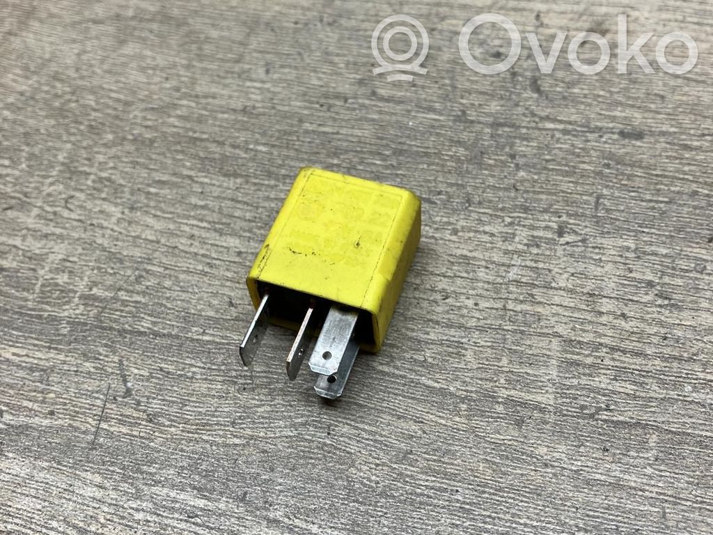 Opel Corsa C Autres relais 