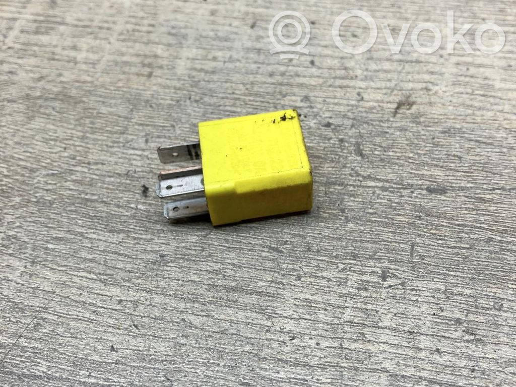Opel Corsa C Autres relais 