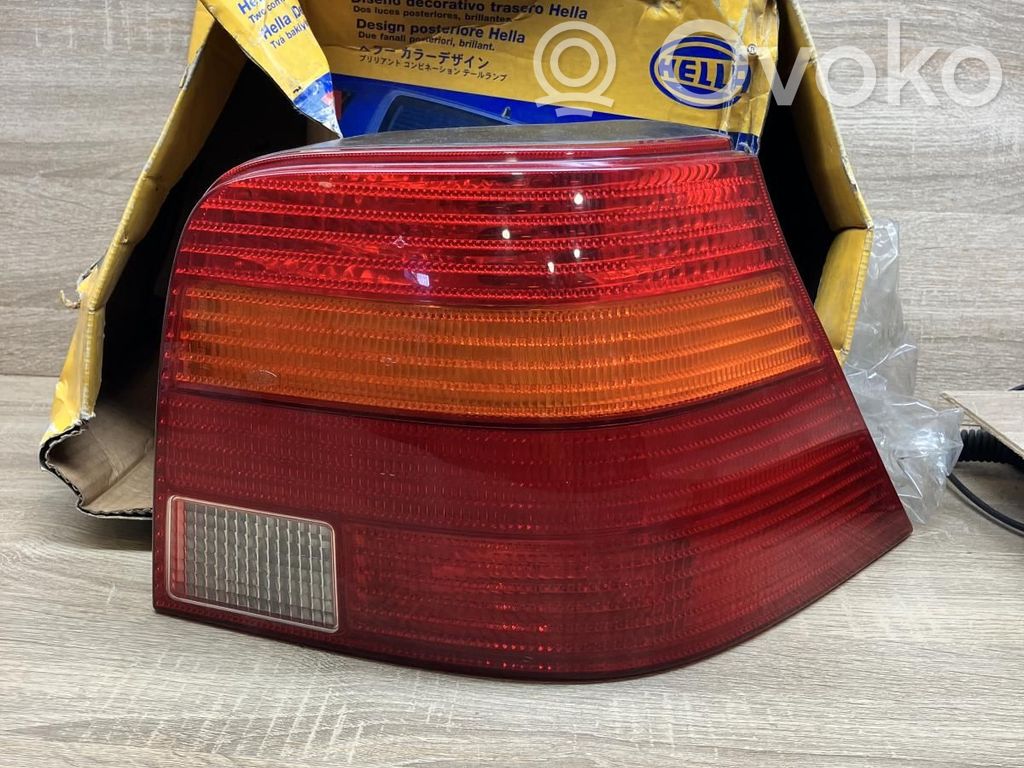 Volkswagen Golf IV Galinis žibintas kėbule