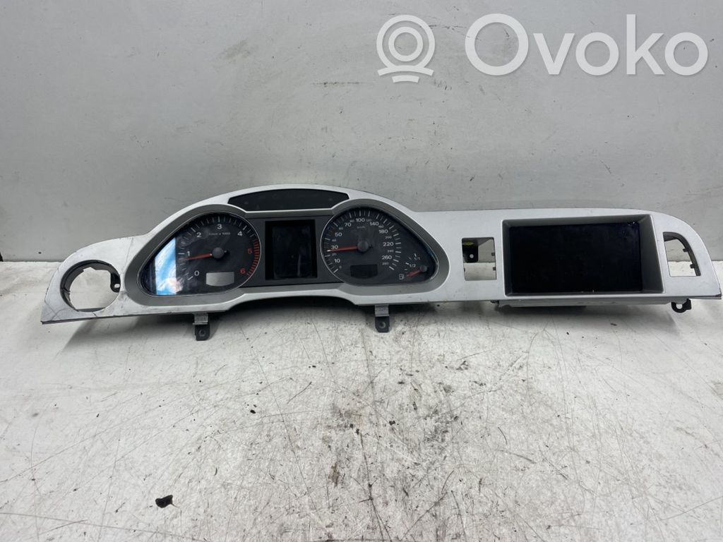 Audi A6 S6 C6 4F Tachimetro (quadro strumenti) 