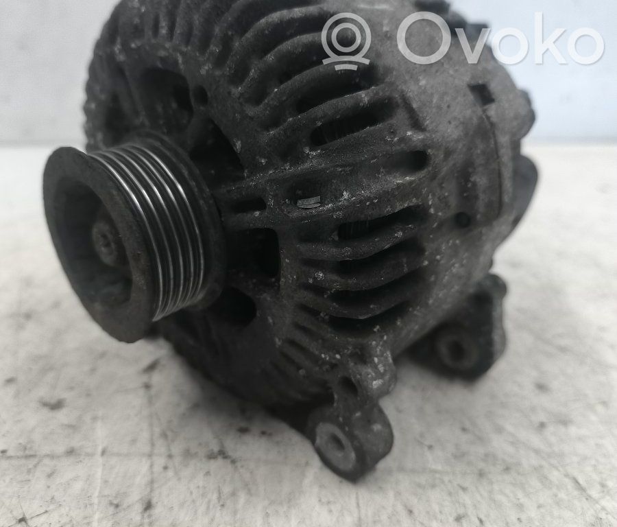 Audi A4 S4 B7 8E 8H Alternador 