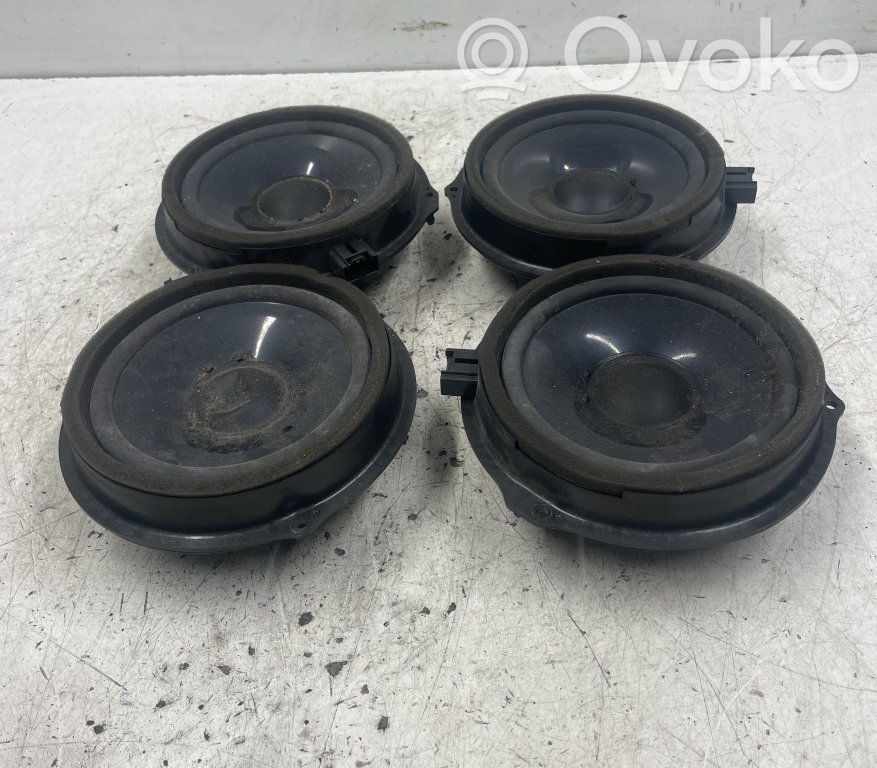Kit del sistema de audio   6M2T18808FB