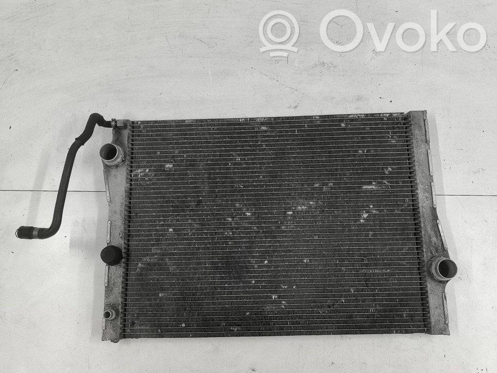 BMW X5 E70 Coolant radiator 
