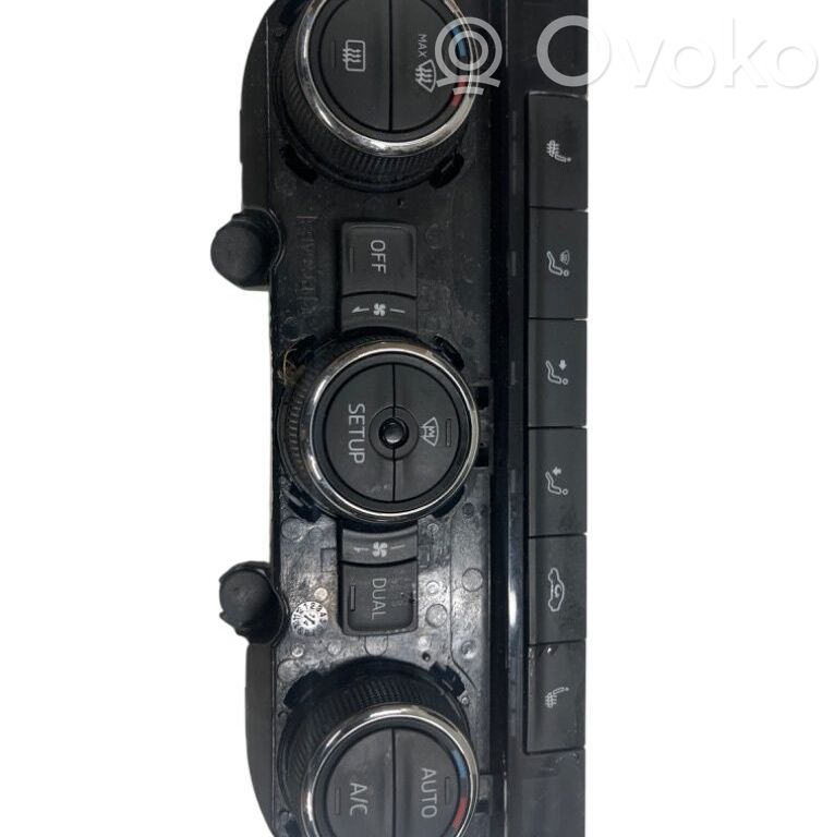 Skoda Octavia Mk3 (5E) Climate control unit 