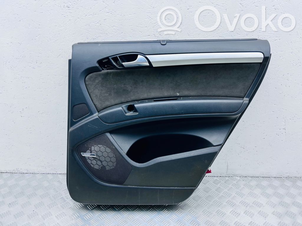 Audi Q7 4M Boczki / Poszycie drzwi tylnych 