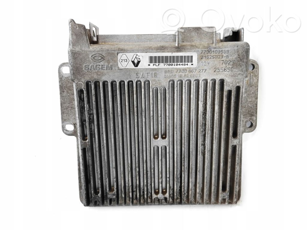 Renault Twingo II Engine control unit/module 