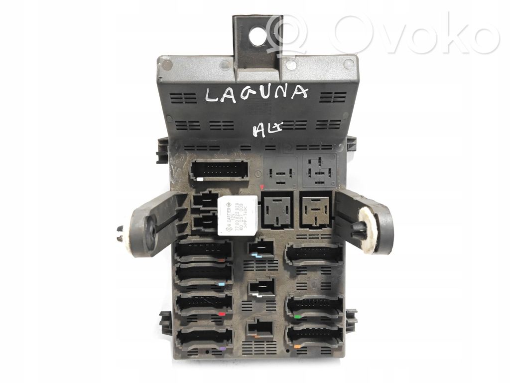 Renault Laguna I Fuse box set 