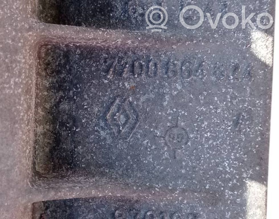Renault Clio II Engine head 