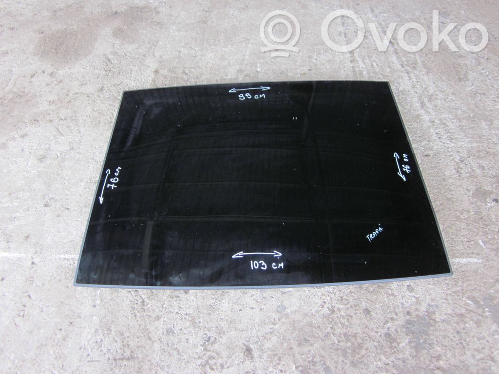 Hyundai Santa Fe Sunroof glass 