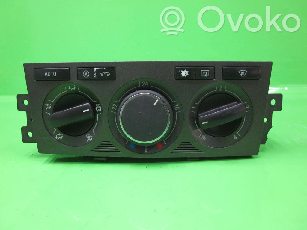 Opel Antara Climate control unit 