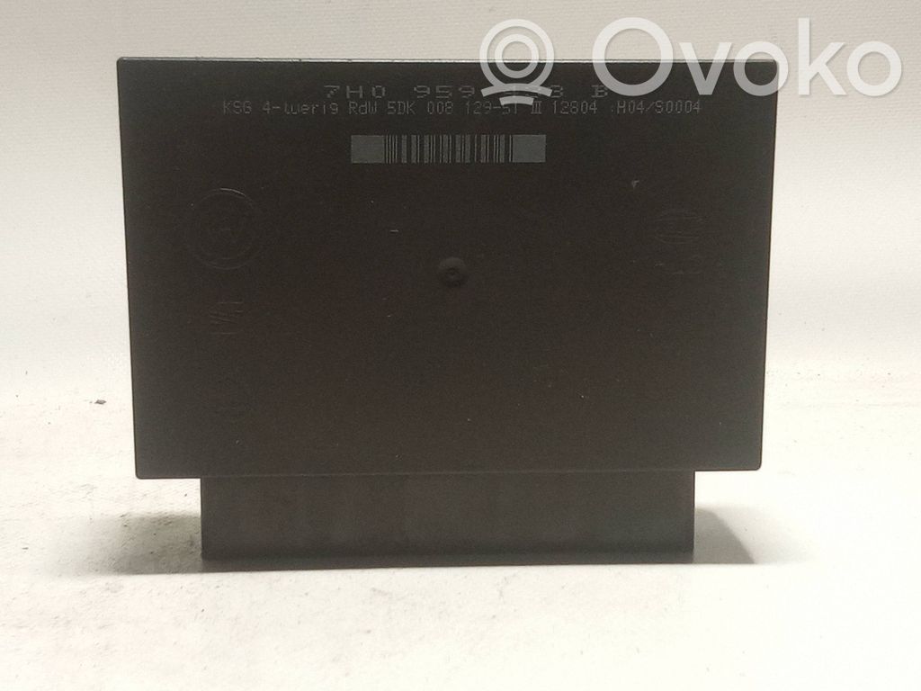 Volkswagen Transporter - Caravelle T5 Calculateur moteur ECU 