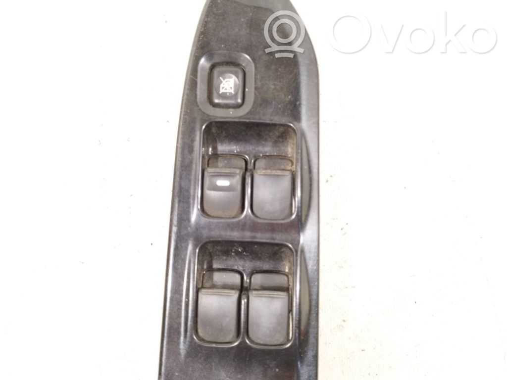 Mitsubishi Lancer Electric window control switch 