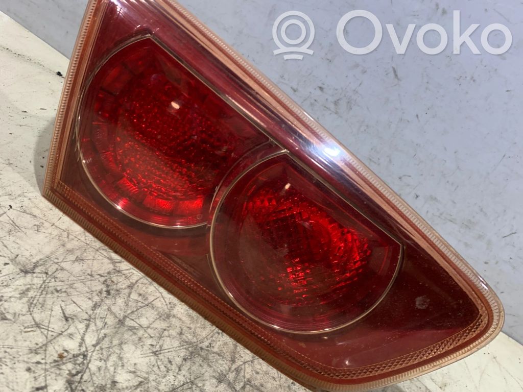 Mitsubishi Lancer VIII Rückleuchte Heckleuchte 