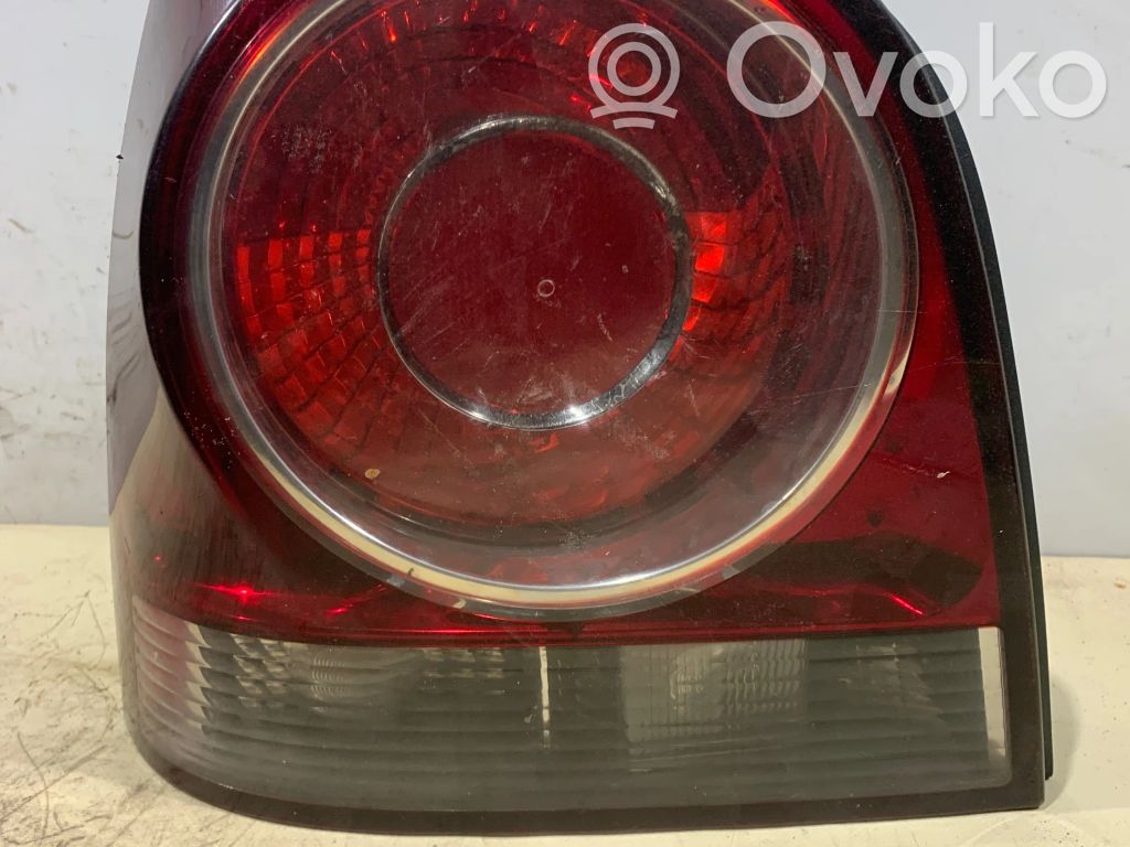 Volkswagen Polo IV 9N3 Lampa tylna 