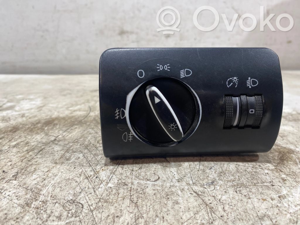 Light switch   4B1941531B