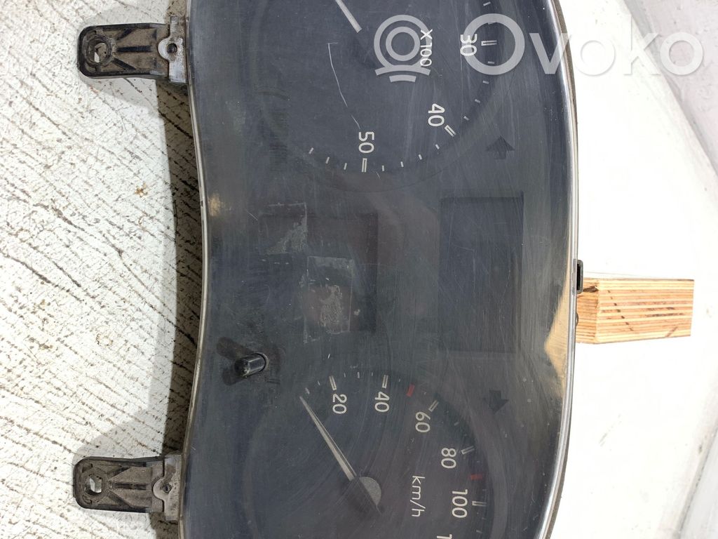 Speedometer (instrument cluster)   P8200467952D,281153197,NS83616905