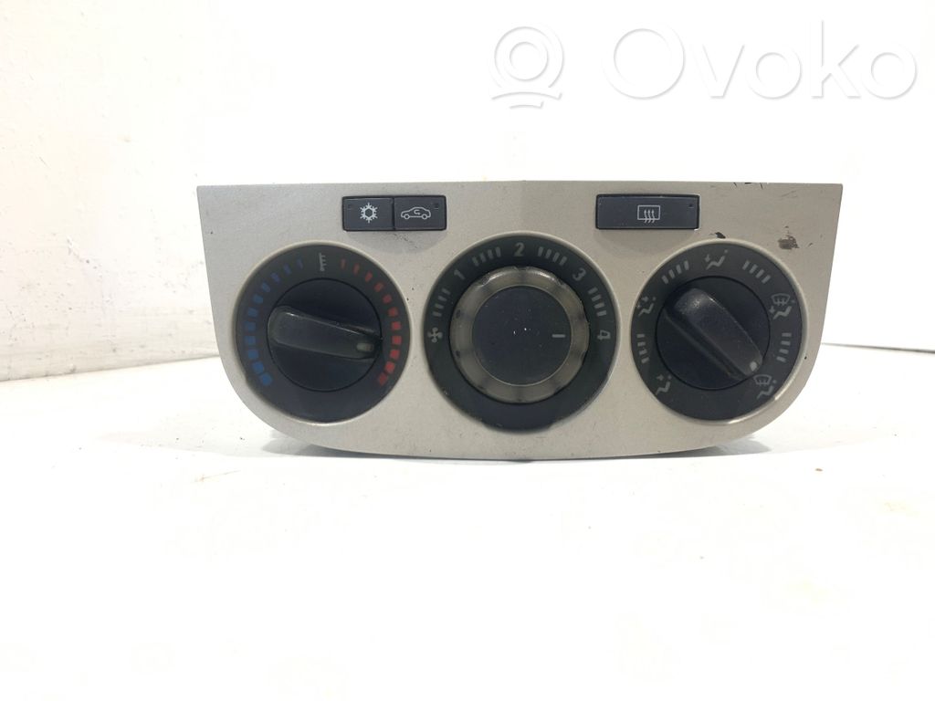 Opel Corsa D Climate control unit 