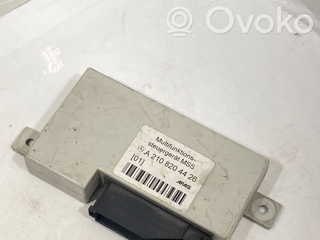 Mercedes-Benz E W210 Variklio valdymo blokas 