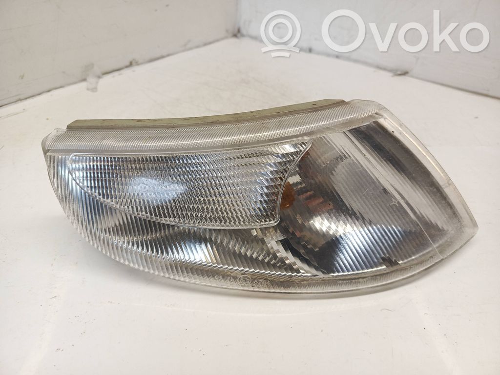 Front indicator light   4912523,170700