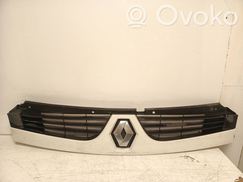 Renault Master II Rejilla delantera 