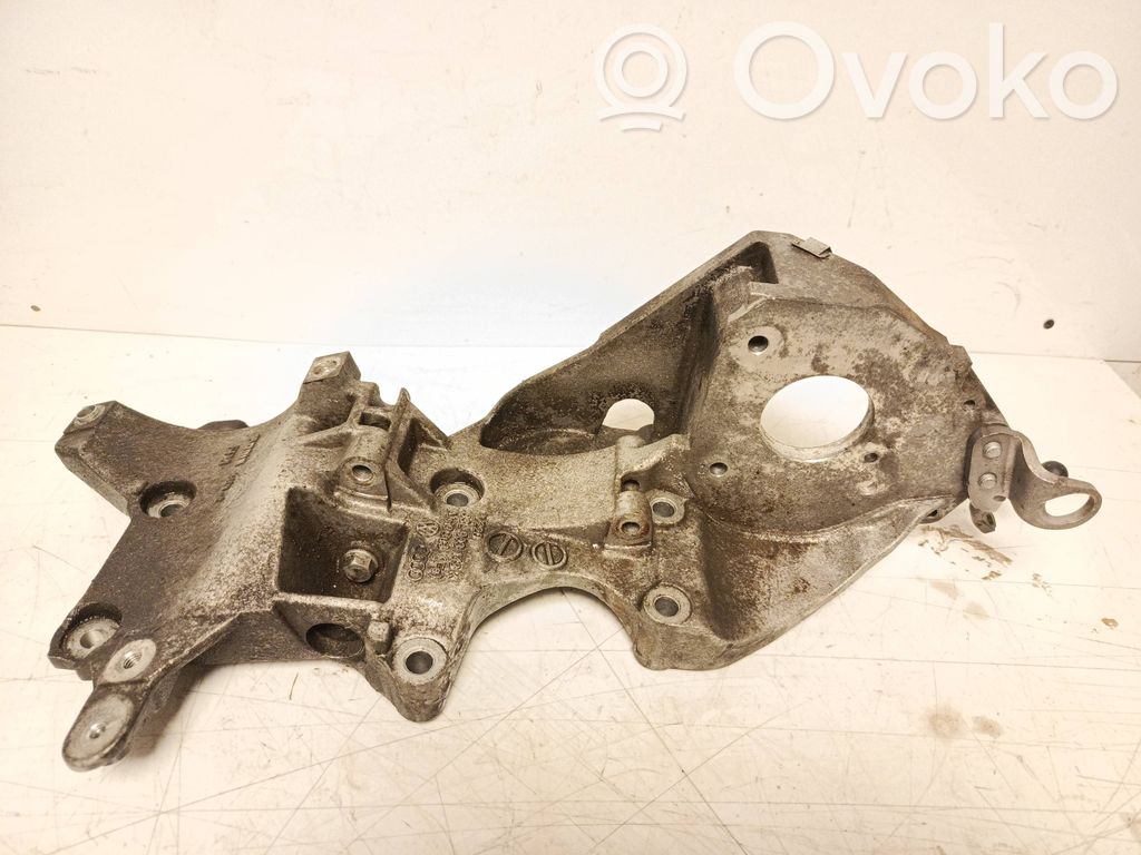 Volkswagen PASSAT B6 Mocowanie alternatora 