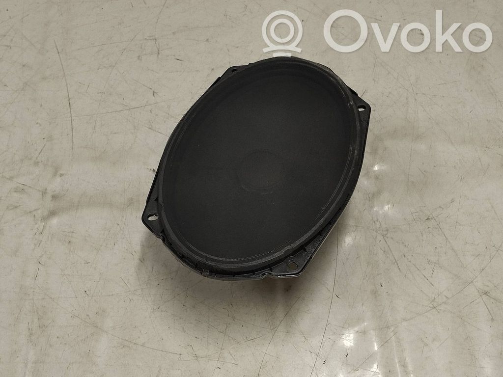Jeep Grand Cherokee Front door speaker 