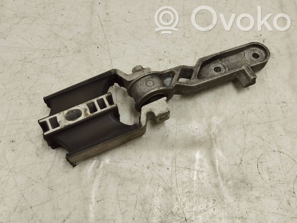 Volvo XC90 Gearbox mount 