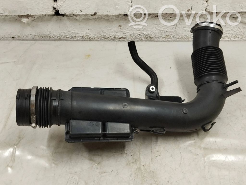 Volvo S60 Turboahtimen ilmanoton letku 