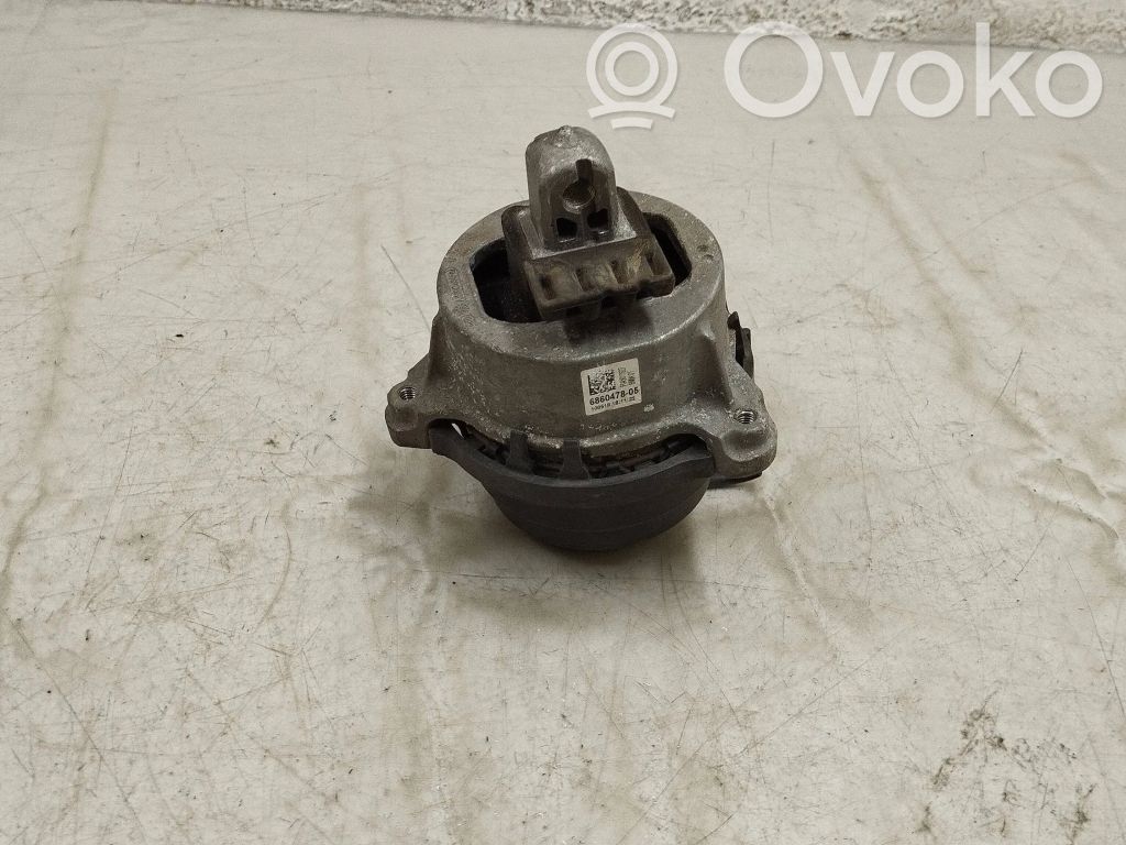 BMW 5 G30 G31 G38 Engine mount bracket 