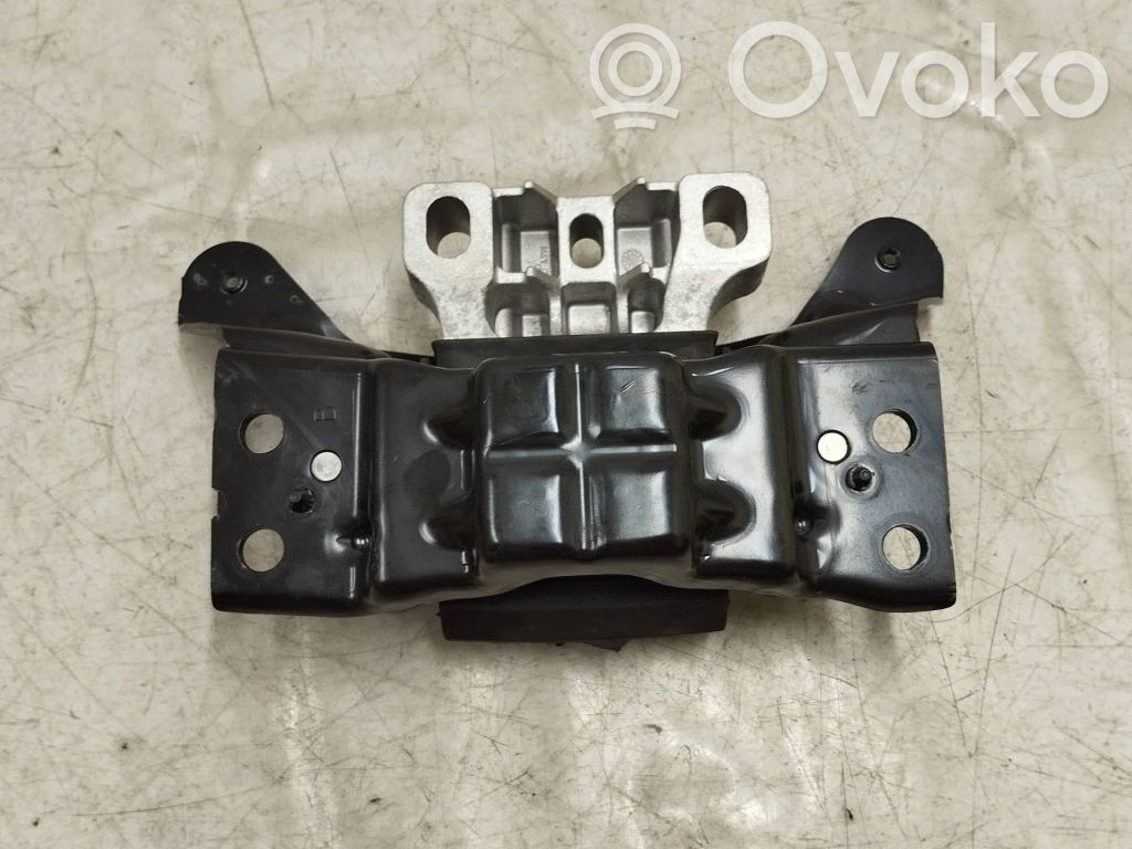 Audi A3 8Y Engine mount bracket 