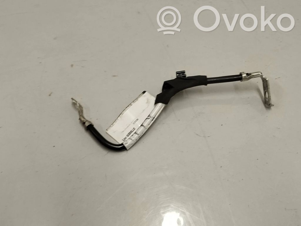 Volvo S60 Minus / Klema / Przewód akumulatora 