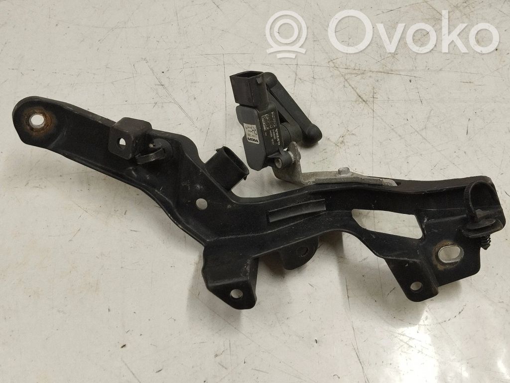 Volvo XC90 Rear air suspension level height sensor 