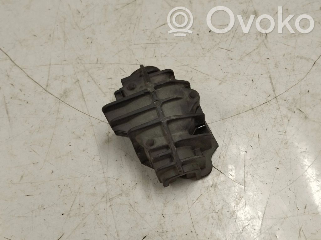 BMW 1 F40 Kita variklio detalė 