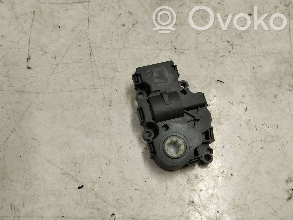 BMW 1 F40 Motor/actuator clapetă aer 
