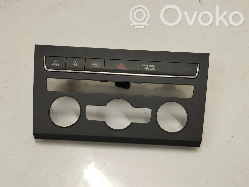 Seat Leon (5F) Console centrale, commande chauffage/clim 