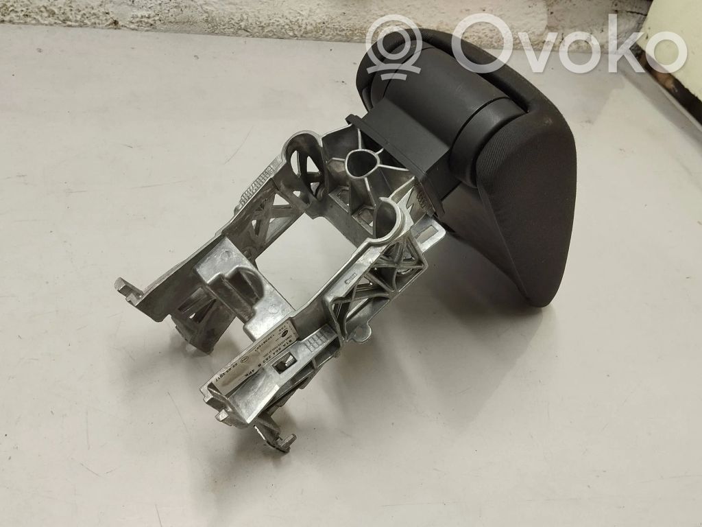 Audi Q2 - Armrest 