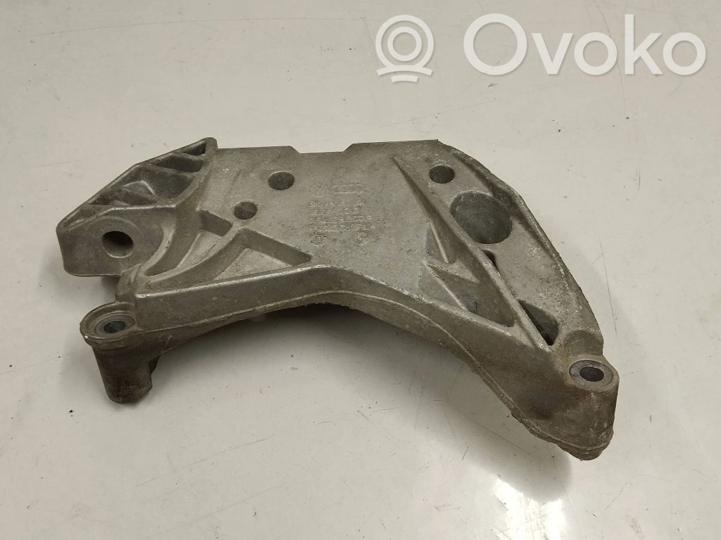 Seat Leon (5F) Variklio tvirtinimo kronšteinas 